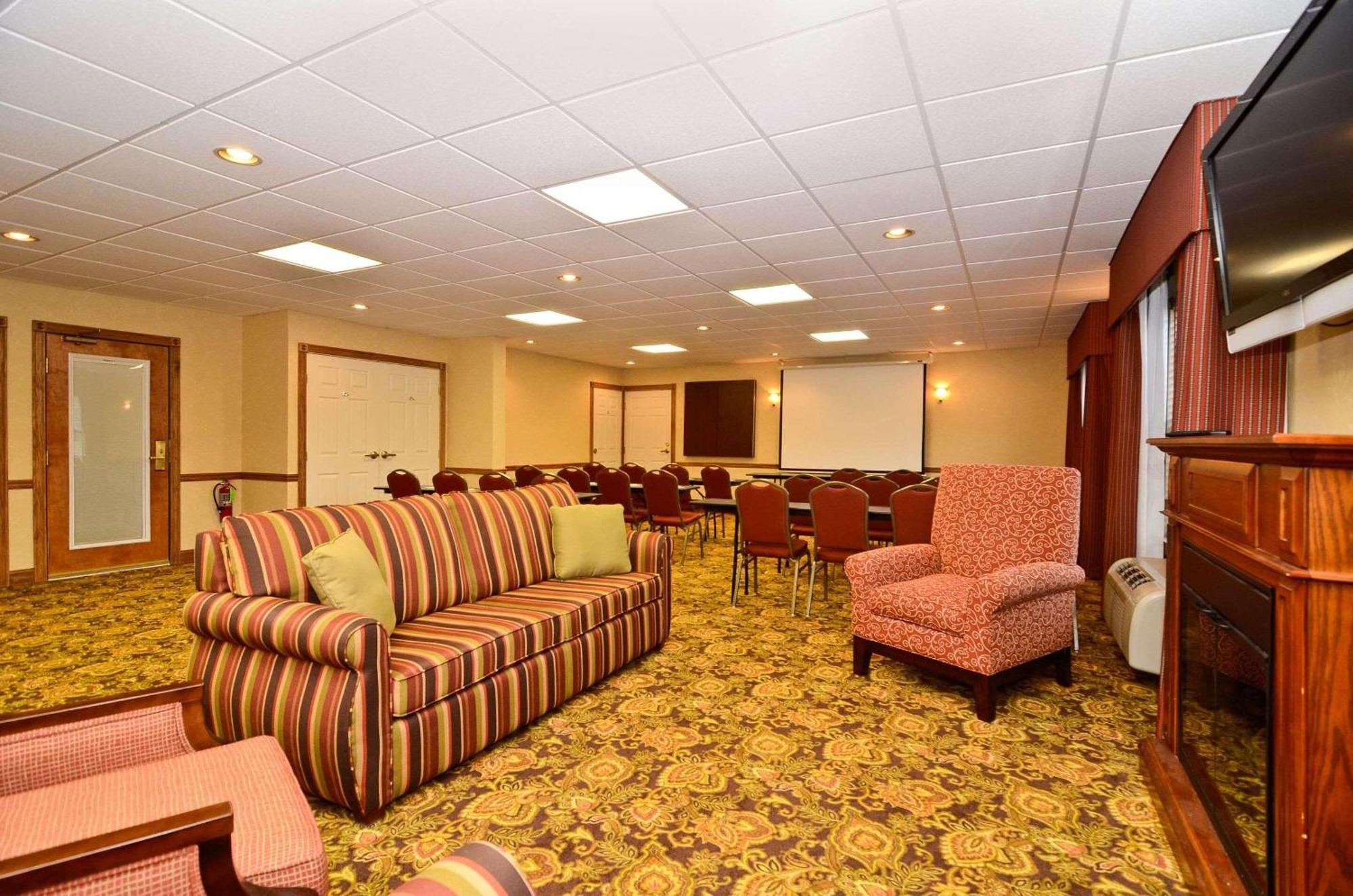 Country Inn & Suites By Radisson, Stevens Point, Wi Экстерьер фото