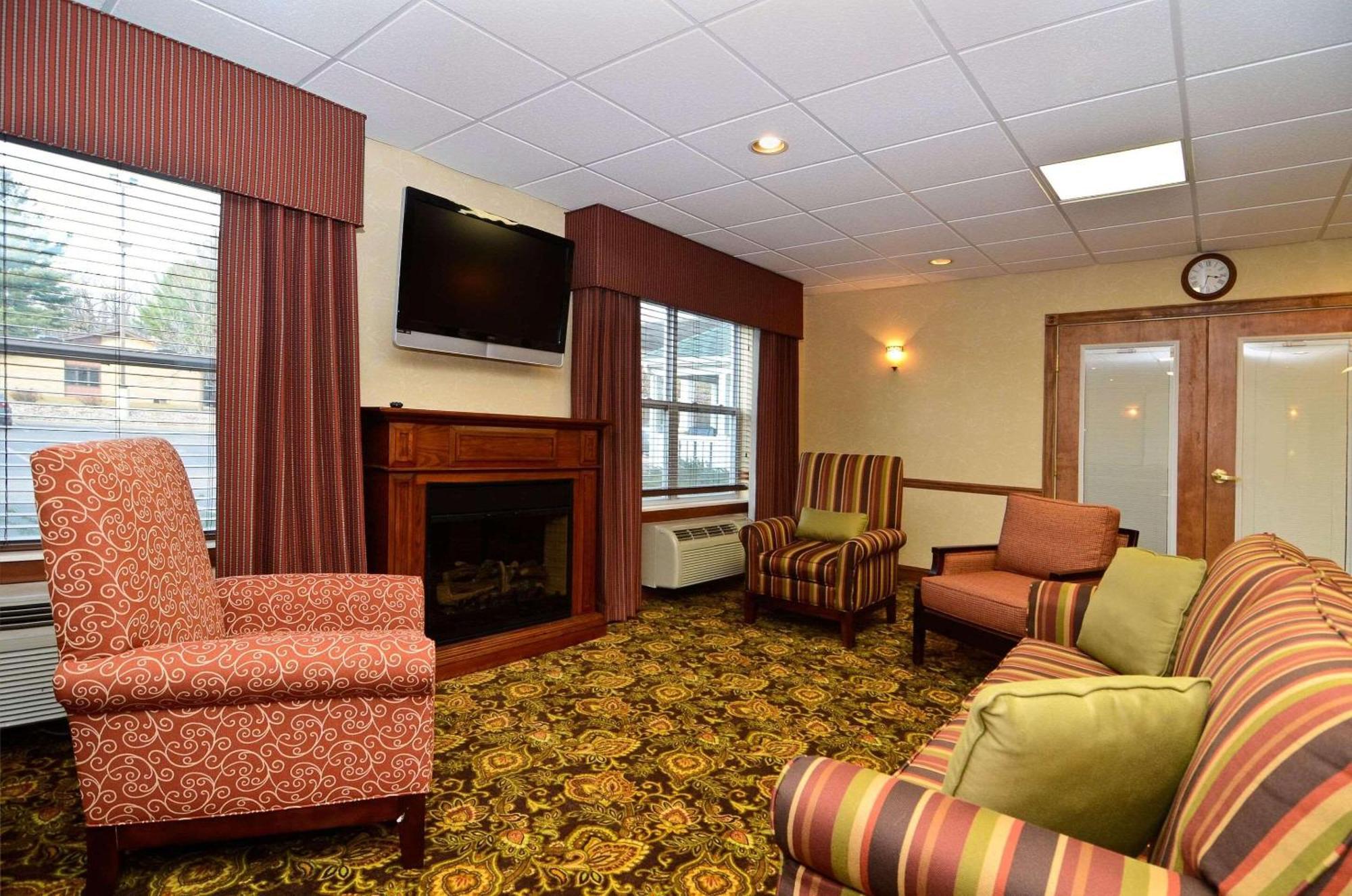 Country Inn & Suites By Radisson, Stevens Point, Wi Экстерьер фото